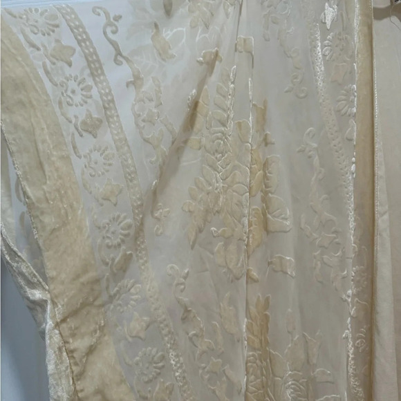 NWOT Free People Velvet Burnout Fringed Kimono Jacket Ivory One Size - Picture 7 of 8